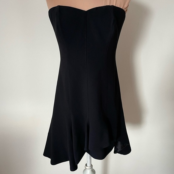 Cinq à Sept Devon Strapless Sweatheart Black High Low Skater Mini Dress EUC Sz 6 - Picture 3 of 11